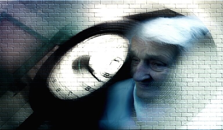 Alzheimer Kadınları Neden Daha Fazla Etkiliyor? Uzmanlar 4 Nedeni Açıkladı