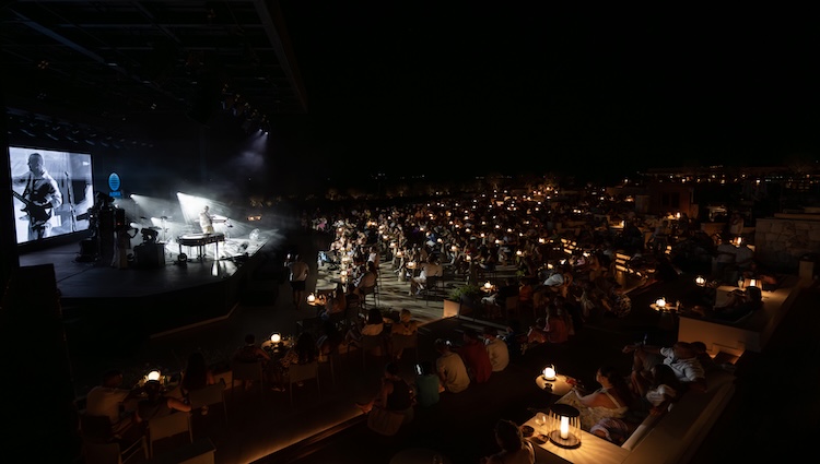 ASH ve Gipsy Kings by André Reyes Sahnede