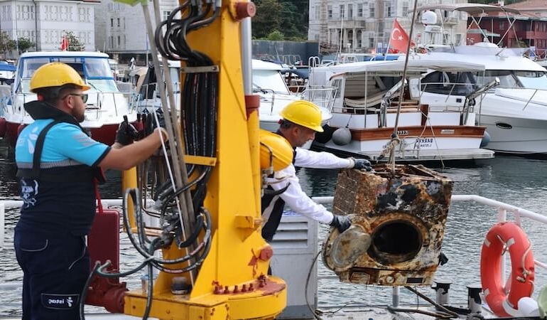 Denizden Çamaşır Makinesi Bile Çıktı!