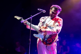 Kenan Doğulu Maximum Uniq Açıkhava’da Unutulmaz Bir Geceye İmza Attı