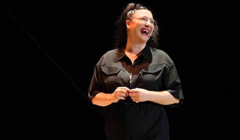 Yasemin Sakallıoğlu’ndan TEMA Vakfı’na Anlamlı Bağış