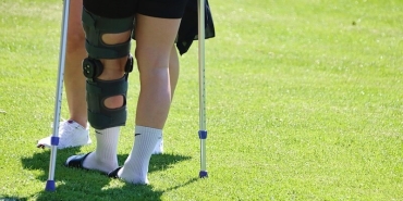 Diz Proteziyle Ağrısız Yürümek